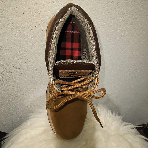 Timberland shoes for Man. New. Size 8 - Picture 10 of 12